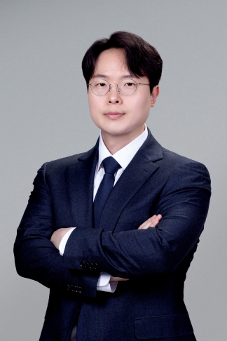 김진우 변호사